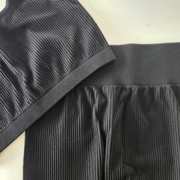 Ribbed leggings + crop top set - Picture 3 of 4